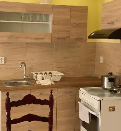 Anita'S Hosting Apartment Kalamata Exterior photo
